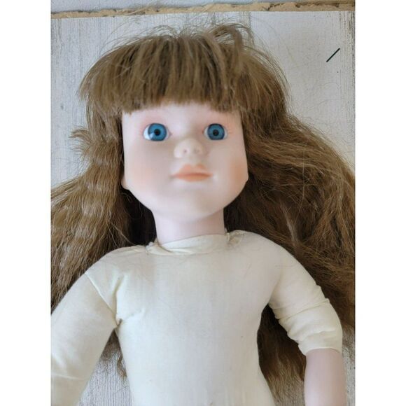 Marian Yu AS IS brunette porcelain doll girl collectible figure - Picture 5 of 9